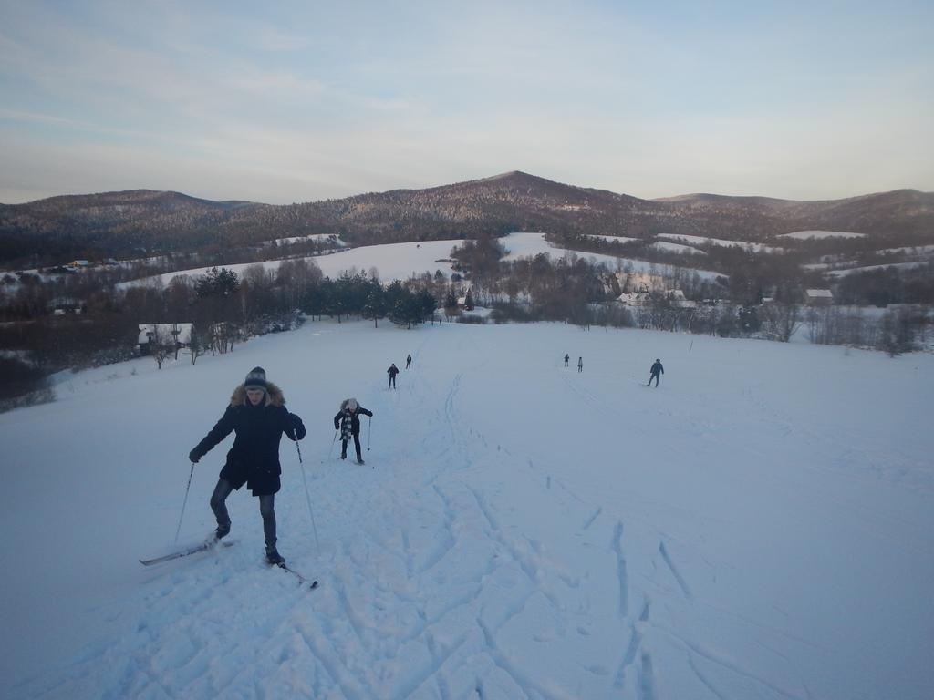 Отель Latarnia Wagabundy Bieszczady Wola Michowa Экстерьер фото