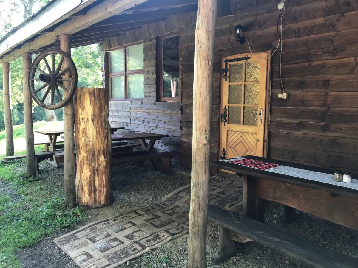 Отель Latarnia Wagabundy Bieszczady Wola Michowa Экстерьер фото